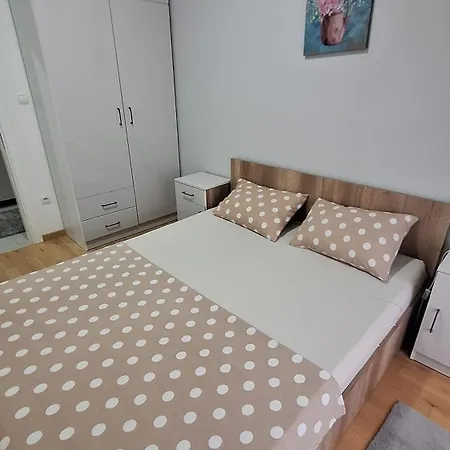 Stan Na Dan Banjaluka Stara Ada 2 * Rebrovac